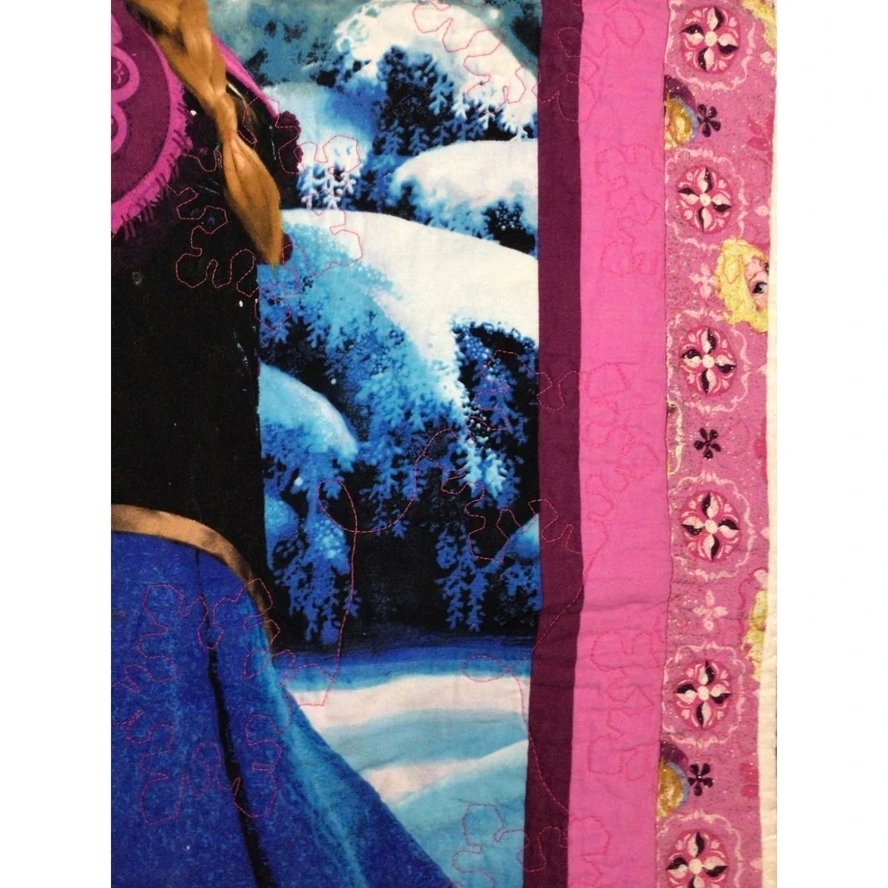 Disney‎ Frozen Anna Elsa Handmade Quilt Crib Blanket, Used. 36